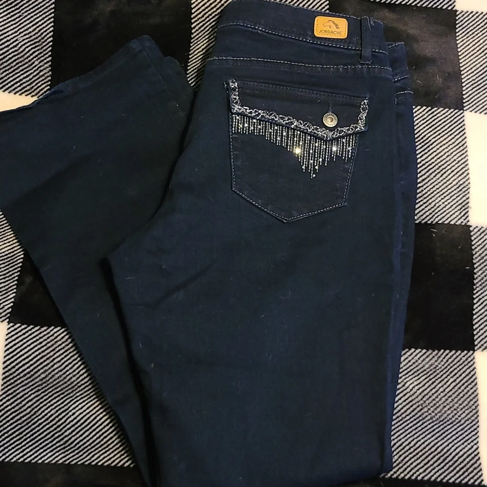 Jeans - Picture 2 of 3